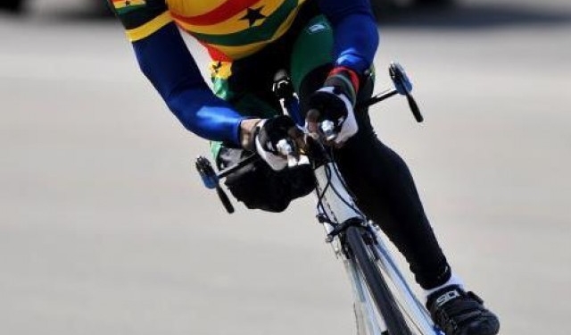 Para-cyclist Mumuni continuing work to help struggling children in native Ghana