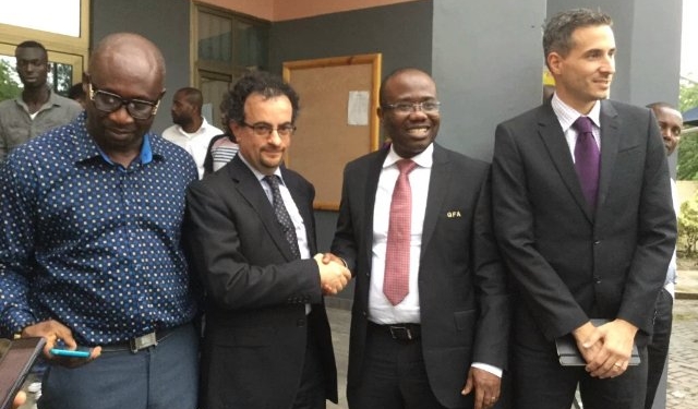 GFA and British High Commissioner smoke peace pipe