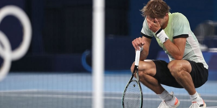 2020 Tokyo Olympics: Alexander Zverev come form behind to stun Novak Djokovic, books gold medal match ticket