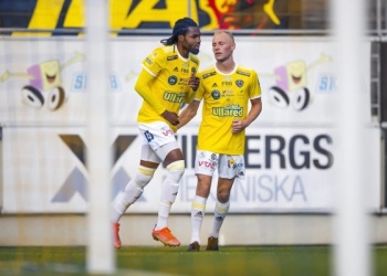 Kwame Kizito climbs off the bench to save Falkenbergs FF from home defeat