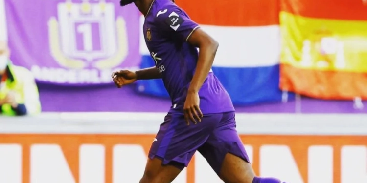 Majeed Ashimeru scores season’s first goal in Anderlecht’s mauling of Beerschot