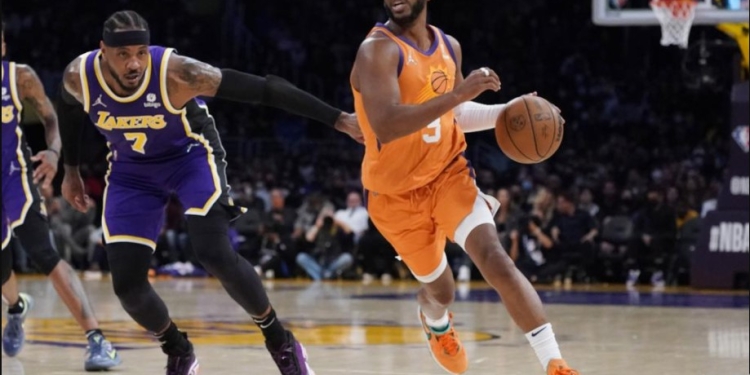 Chris Paul makes history, reaches 20k career points as Suns beat Lakers 115-105