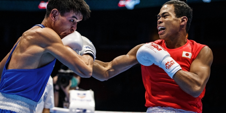 Japan advanced to the finals with two boxers for the very first time at AIBA World Boxing Championships