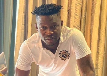 Aduana Stars asked to cough up $32,000 over transfer of Derrick Sassraku
