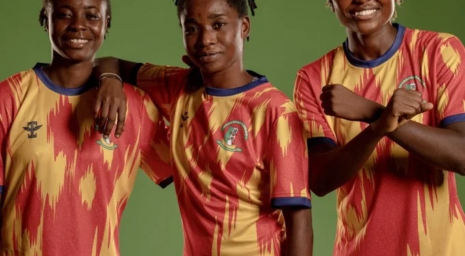 US-based sportswear manufacturer Icarus wins BIG with Hasaacas Ladies