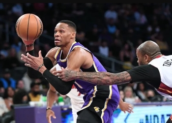 Westbrook leads Lakers late rally beat Heat in overtime