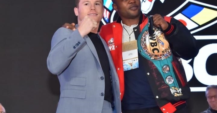 Mchunu Vows To Force Makabu Mandatory, Derail Canelo Title Fight