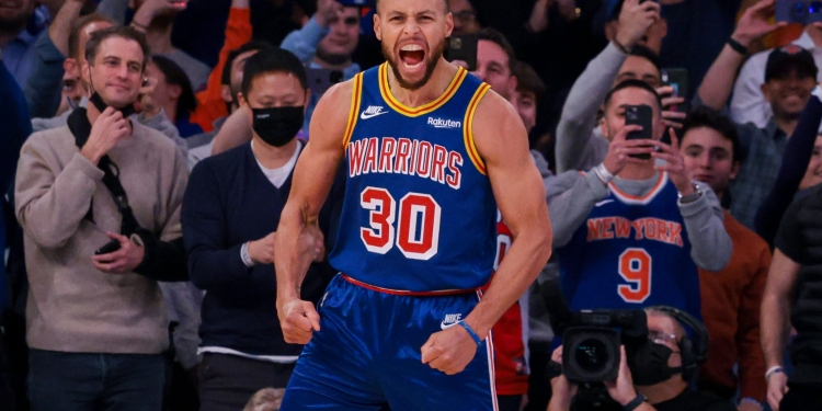 Stephen Curry breaks Ray Allen’s NBA 3-point record at Madison Square Garden