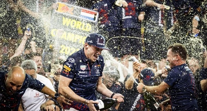 Harry Kane questions the ruling that cost Lewis Hamilton the Formula One world championship