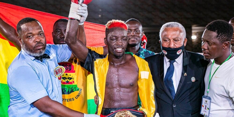 Sheriff Quaye stops Emmanuel Amos in 3 to win WBO Africa lightweight title