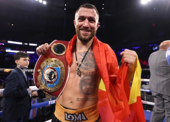 Savage Loma: Lomachenko Defeats Commey Over 12 One-Sided Rounds