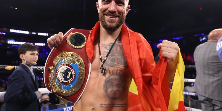 Savage Loma: Lomachenko Defeats Commey Over 12 One-Sided Rounds