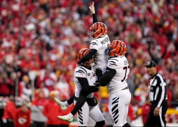 Bengals claw back to stun Chiefs, advance to first Super Bowl in 33 years