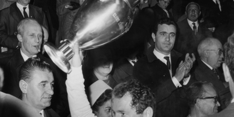 Manchester United legend Paddy Crearand pays tribute to ‘lightning’ Francisco Gento