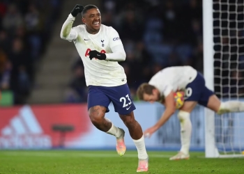 Tottenham stun Leicester with two injury time goals to claim comeback 3-2 win