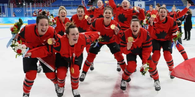 Canada unseat Team USA for fifth women’s ice hockey gold