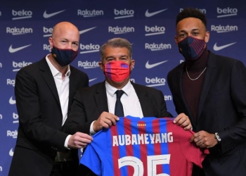 New Barcelona signing Aubameyang points finger at Arteta for Arsenal rift