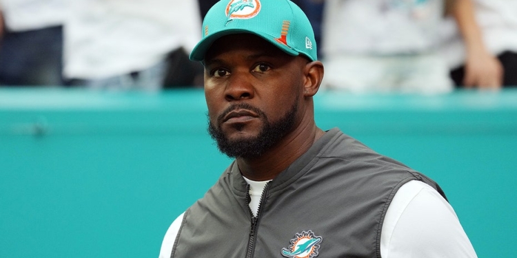 Brian Flores files lawsuit against NFL, 3 teams and uses Bill Belichick texts as evidence