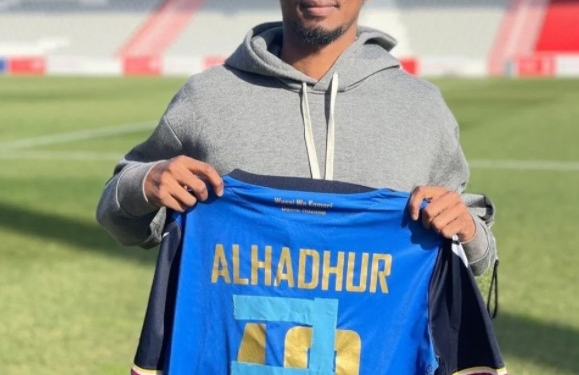 Comoros left-back turned goalkeeper Chaker Alhadhur to auction iconic shirt