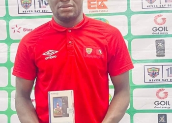 Avid Hearts of Oak fan puts Dennis Korsah on company’s payroll after imposing display in Super Clash