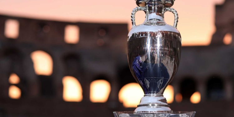 England & Co to bid for Euro 2028 finals after ditching World Cup ambition