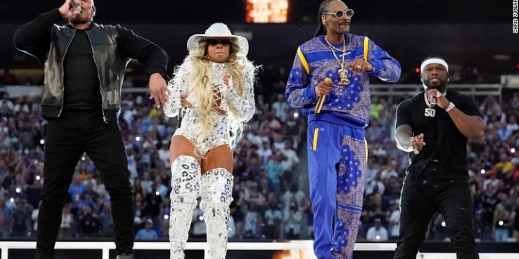 Super Bowl halftime show brought all the hip-hop heat