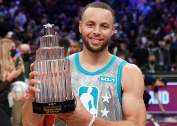 Stephen Curry hits 16 3s to win All-Star Game MVP; LeBron James nails game winner