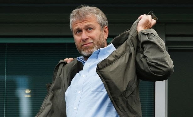 UK government to Chelsea fans: ‘Stop chanting Roman Abramovich’s name’