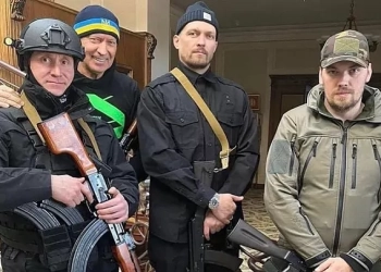 Ukraine’s world heavyweight champ Usyk’s difficult decision: “I don’t want to kill anybody, but I might have no choice.”