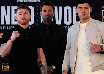 Canelo Álvarez picks Dmitry Bivol, Gennady Golovkin for next 2 fights