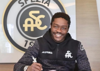 Ghanaian striker Emmanuel Gyasi signs new contract with Spezia until 2025