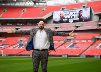 Tyson Fury Goes Solo at Presser to Announce Dillian Whyte Showdown