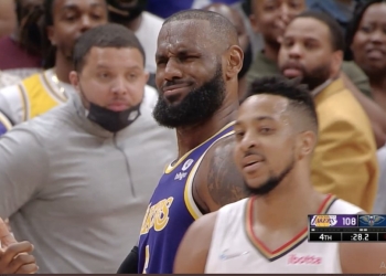 Shaq, Steph win Oscars for ‘Queen of Basketball’ documentary