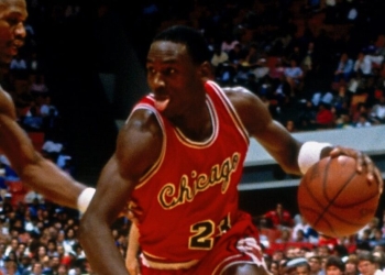 Unused ticket to Michael Jordan’s Bulls debut nets $468,000