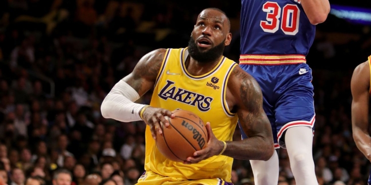 Los Angeles Lakers’ LeBron James, fueled by ‘desperation,’ drops 56 in comeback win over Warriors