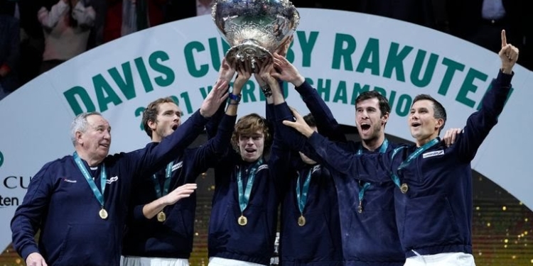 Russia banned from Davis Cup defence