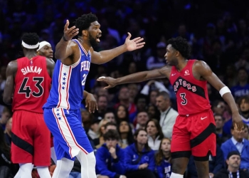 Raptors top 76ers 103-88 behind Siakam, force Game 6 at home