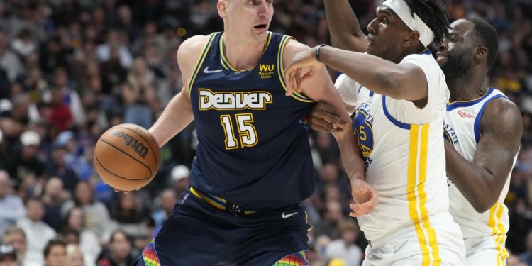 Jokic, Nuggets avoid sweep with Game 4 victory over Warriors