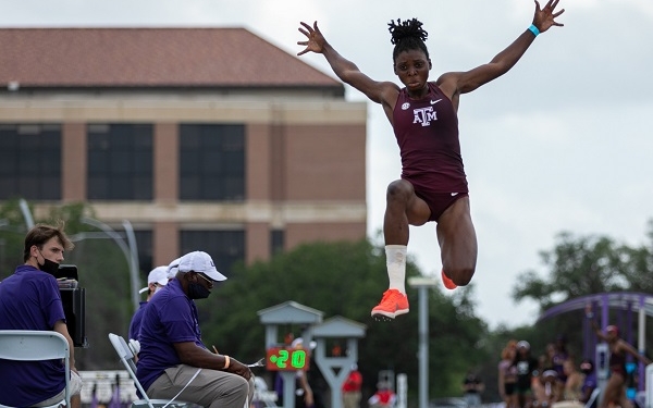 Deborah Acquah sets new national long jump record