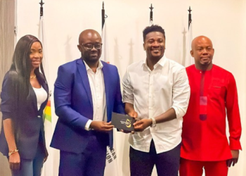 Ghana legend Asamoah Gyan meets GFA President Kurt Okraku ahead of book launch