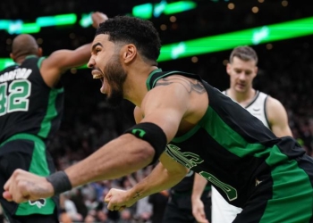 Jayson Tatum hits buzzer-beating game-winner for Celtics over Nets in Game 1