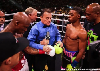 Keith Thurman reacts to Errol Spence’s victory over Yordenis Ugas