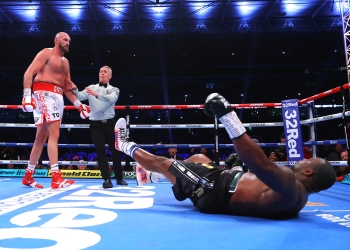 Fury-ous finish: Tyson Fury knocks out Dillian Whyte in 6