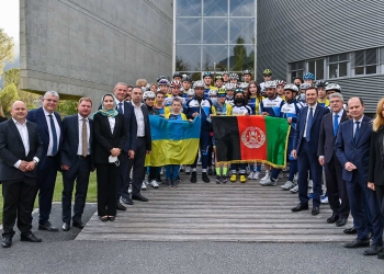 IOC President and Ukrainian Sports Minister visit Ukrainian athletes