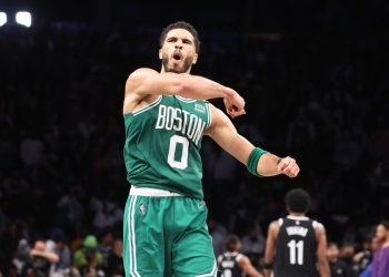 Celtics slam door on Nets late to win Game 3 and take commanding 3-0 series lead