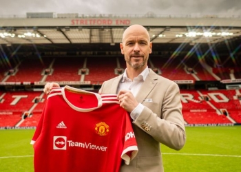New Manchester United manager Erik Ten Hag sets target for next season