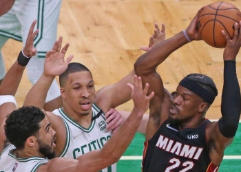 Boston Celtics drub cold-shooting Heat in Game 4, even Eastern Conference Finals at 2-2