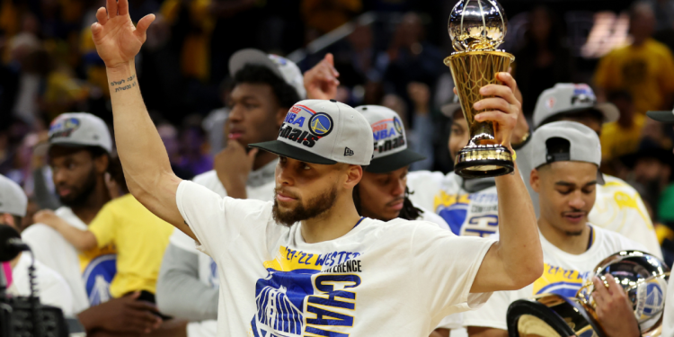 Steph Curry wins inaugural Magic Johnson Western Conference finals MVP award