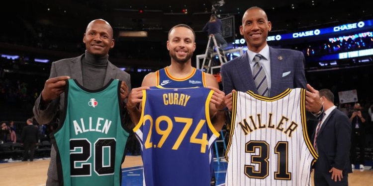 Five key reasons why Steph Curry revolutionised basketball with his shooting