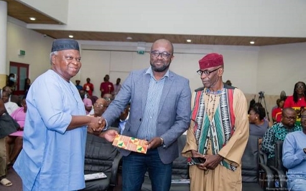 Ghana FA chief Kurt Okraku hailss football leg br Mohammed Polo at biography launch